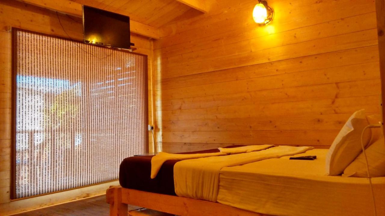 Klub Khavana- The Exclusive Beachfront Resort Vengurla Eksteriør billede